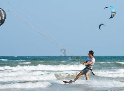 用桥筑梦山海
